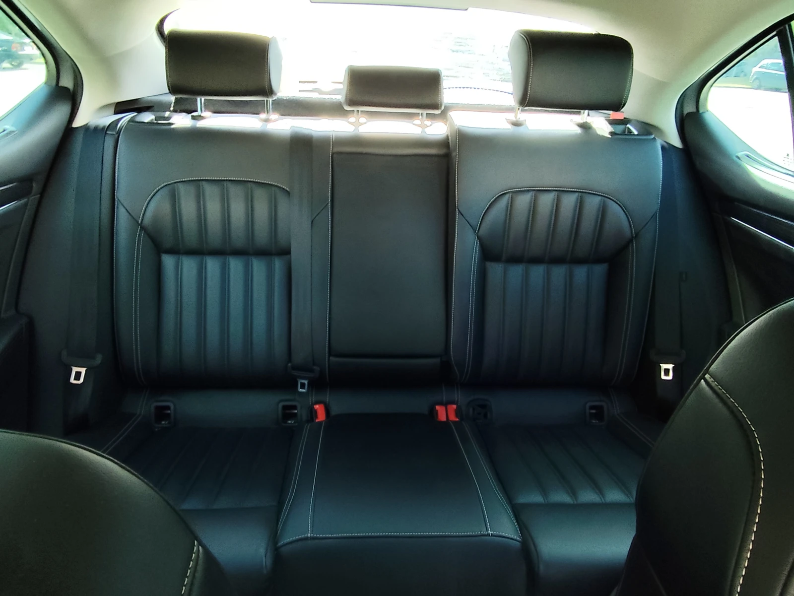 Skoda Superb 2.0 TDI 4Х4 200 к.с. 7 DSG, снимка 9 - Автомобили и джипове - 55341770