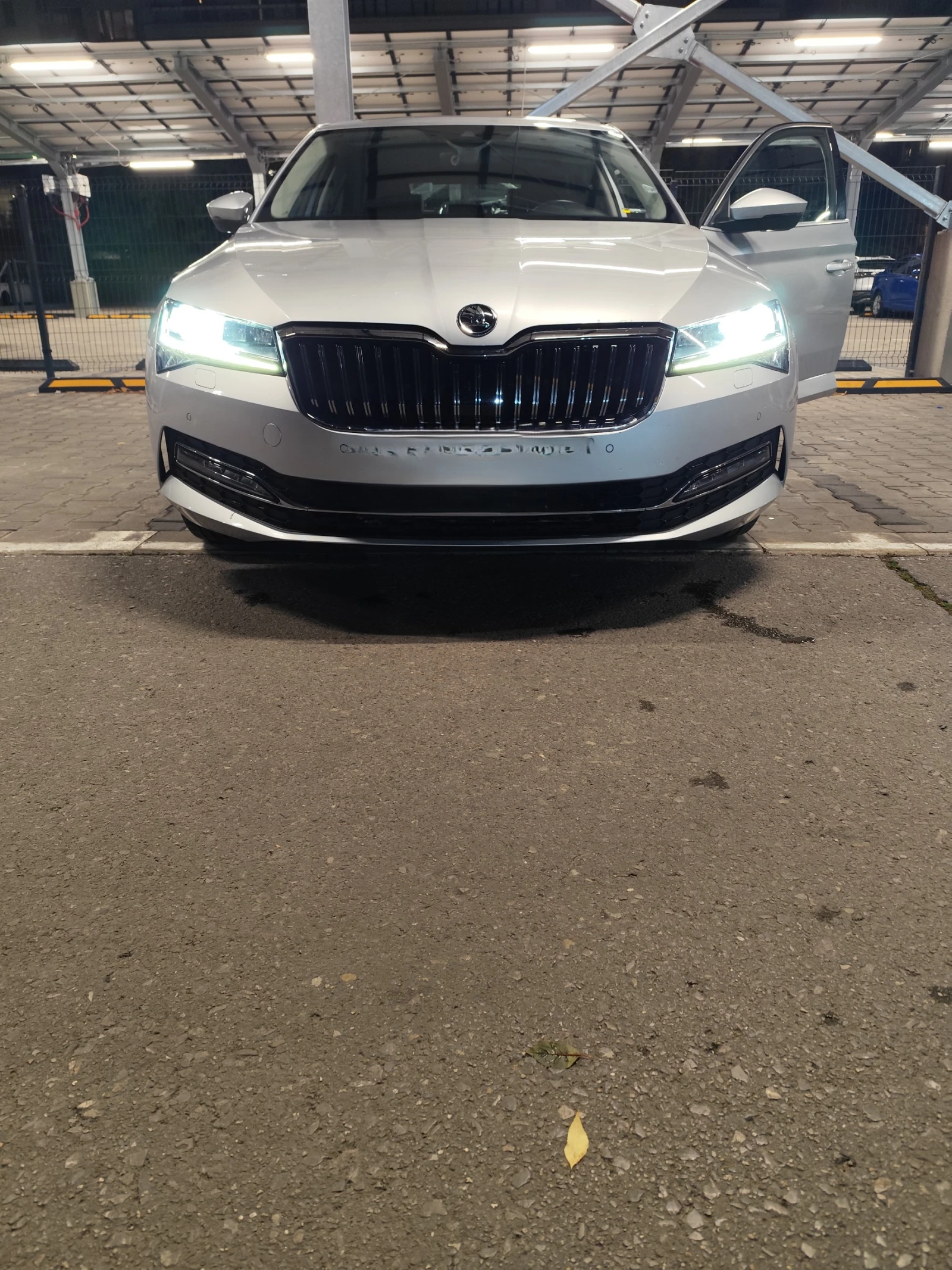 Skoda Superb 2.0 TDI 4Х4 200 к.с. 7 DSG, снимка 10 - Автомобили и джипове - 55341770