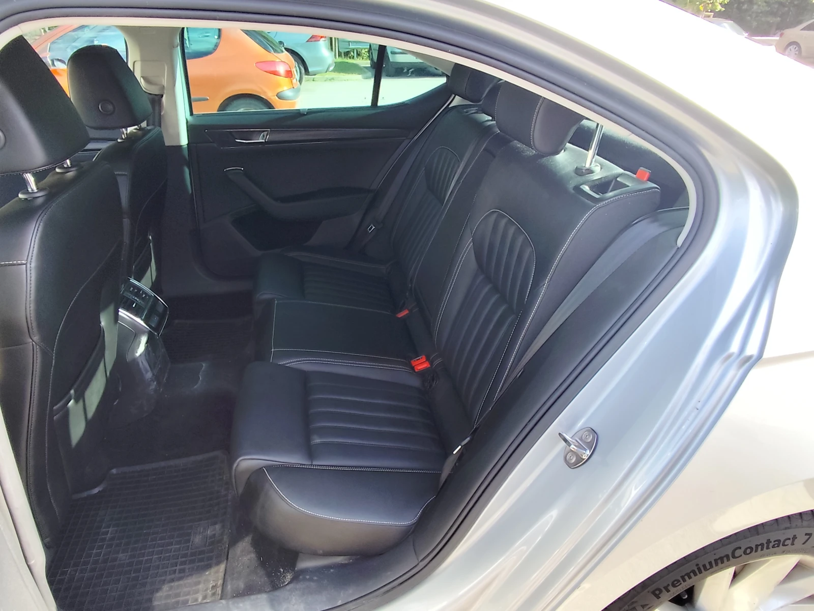 Skoda Superb 2.0 TDI 4Х4 200 к.с. 7 DSG, снимка 8 - Автомобили и джипове - 55341770