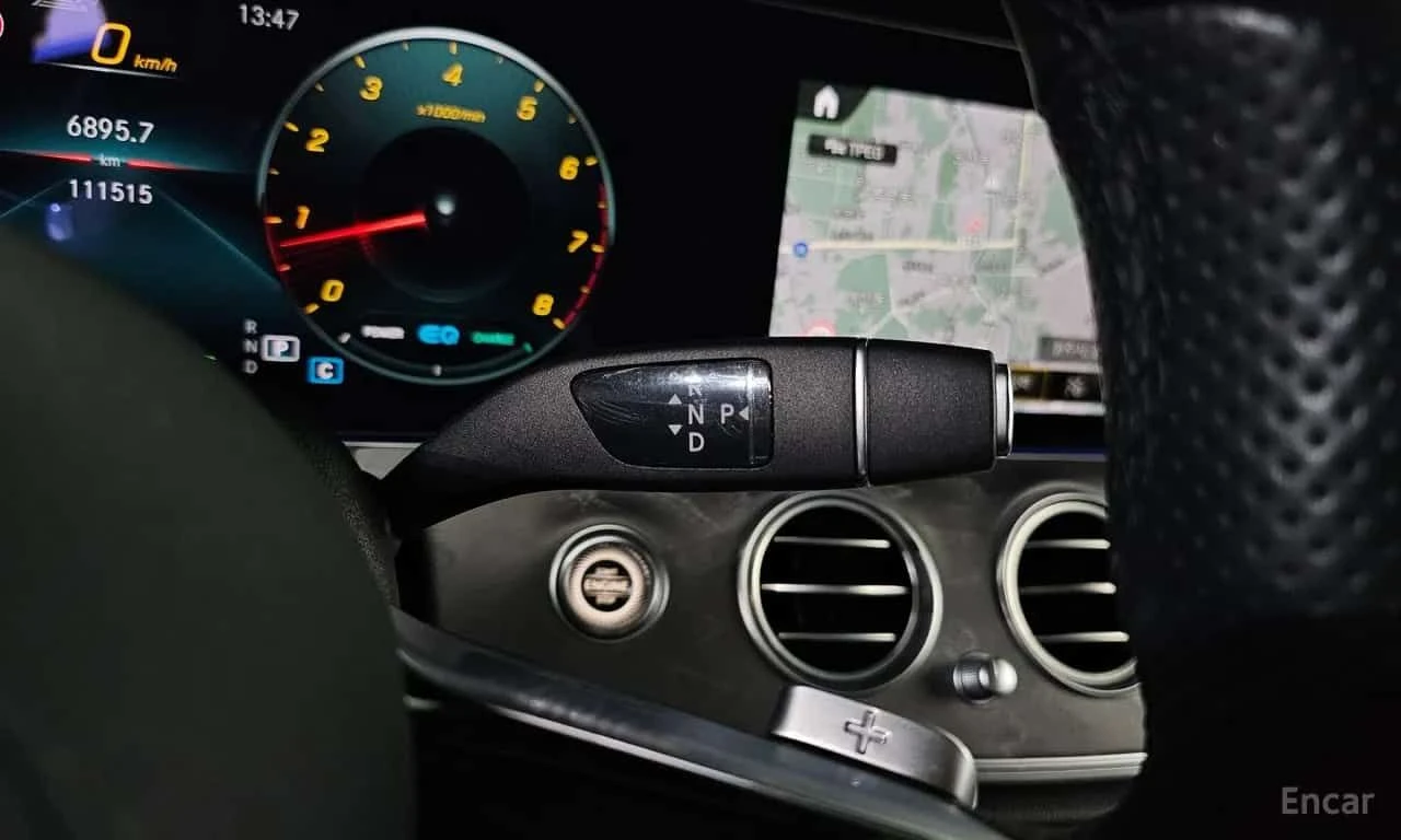 Mercedes-Benz E 350 4MATIC AMG Line * КРАЙНА ЦЕНА ДО БЪЛГАРИЯ * , снимка 9 - Автомобили и джипове - 55570662