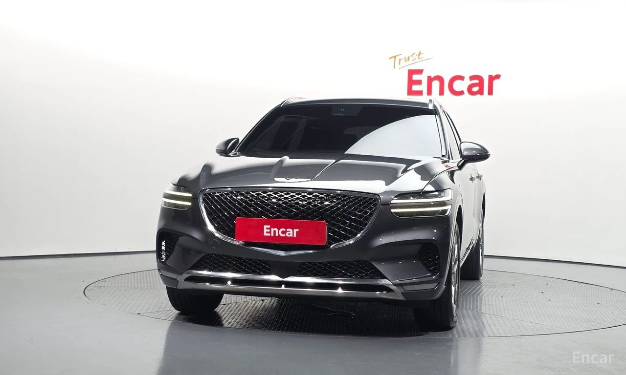 Genesis GV70 2.5T AWD* DISTRONIC* ПОДГРЕВ* ОБДУХВАНЕ* КАМЕРА* , снимка 2 - Автомобили и джипове - 55689151