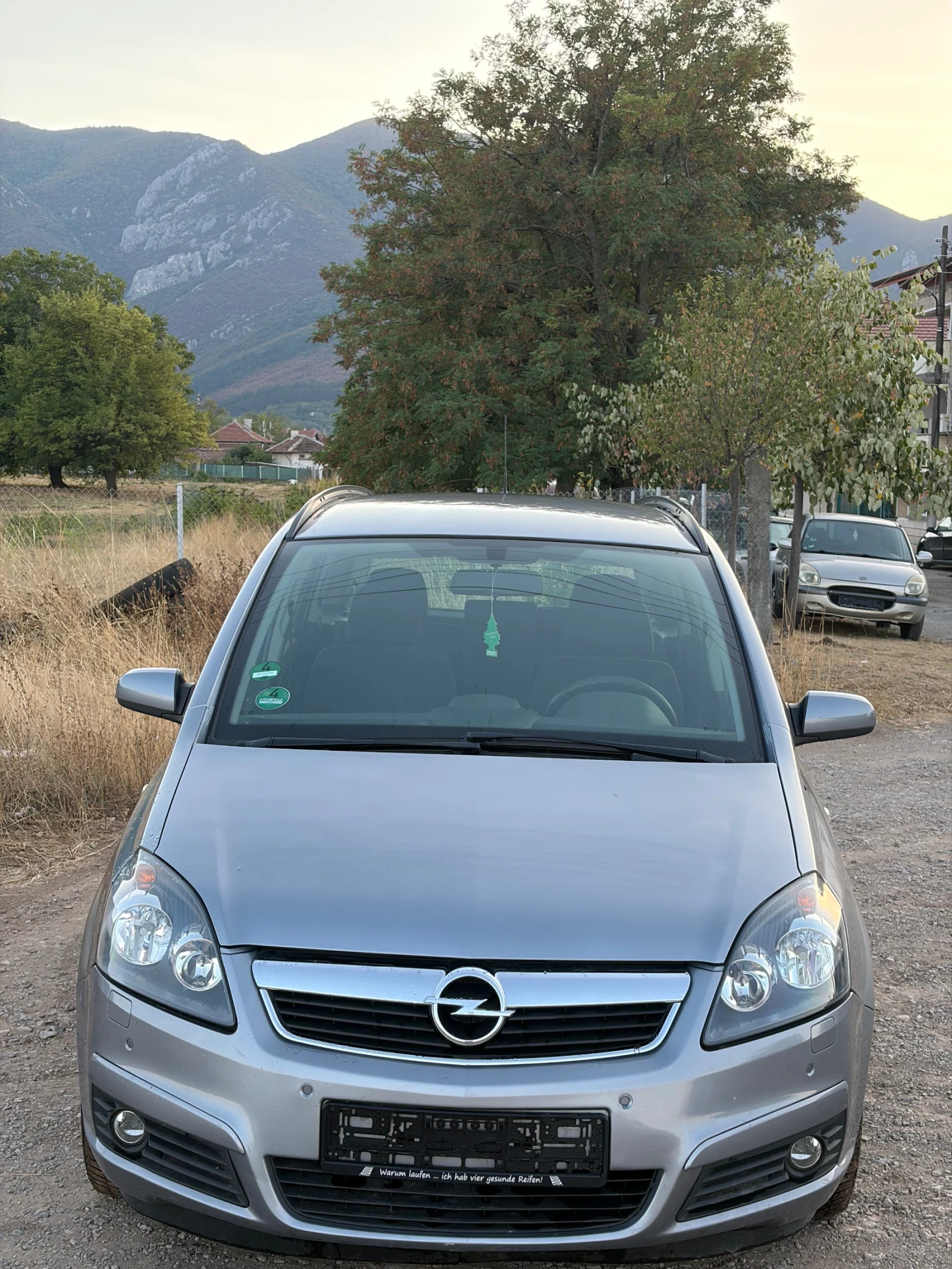Opel Zafira 1.9CDTI* 7 SEATS