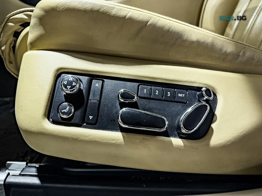 Bentley Flying Spur АвтоКредит * (ЦЕНА ДО БГ), снимка 16 - Автомобили и джипове - 56126779