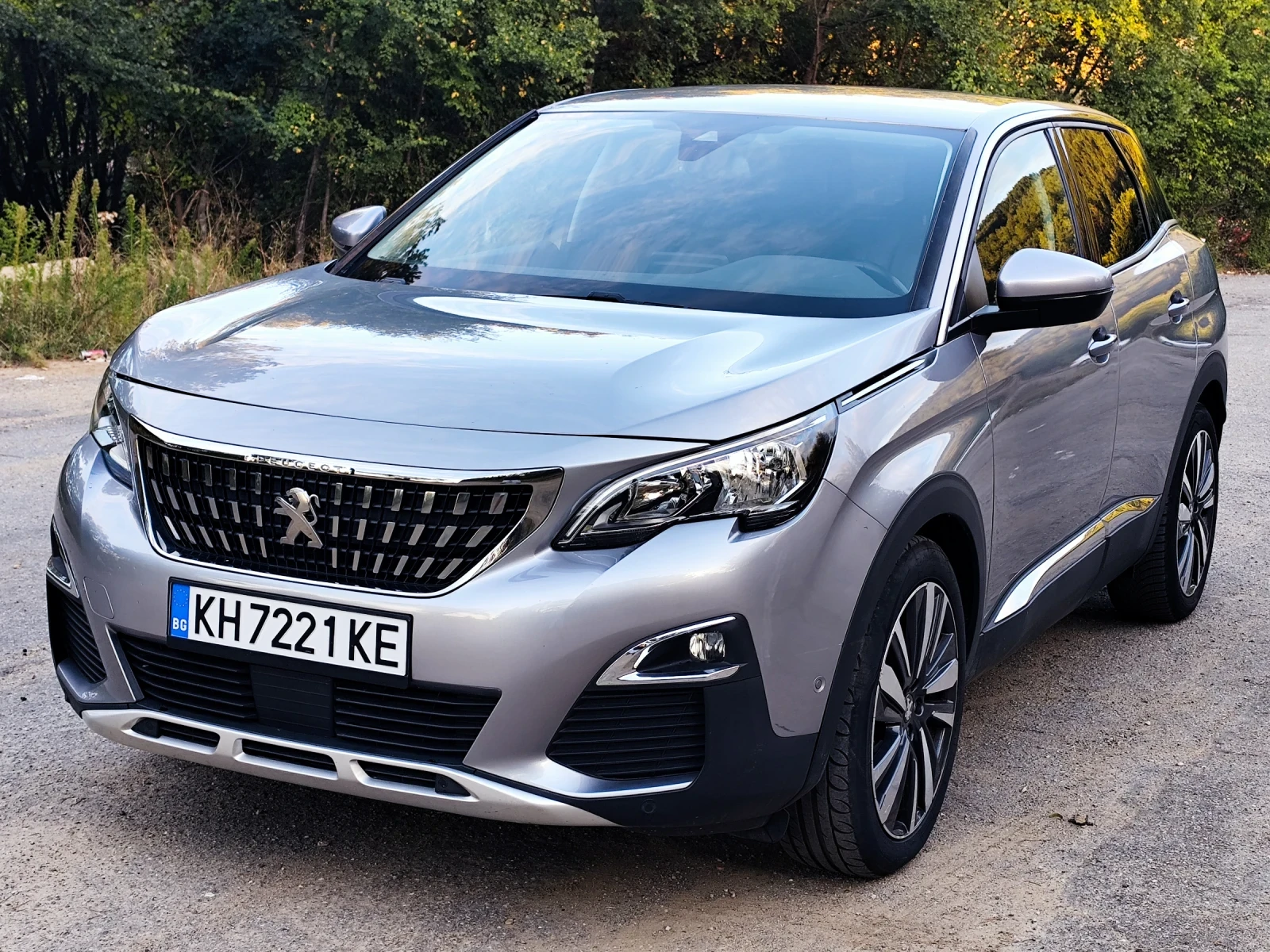 Peugeot 3008 1.2i УНИКАТ