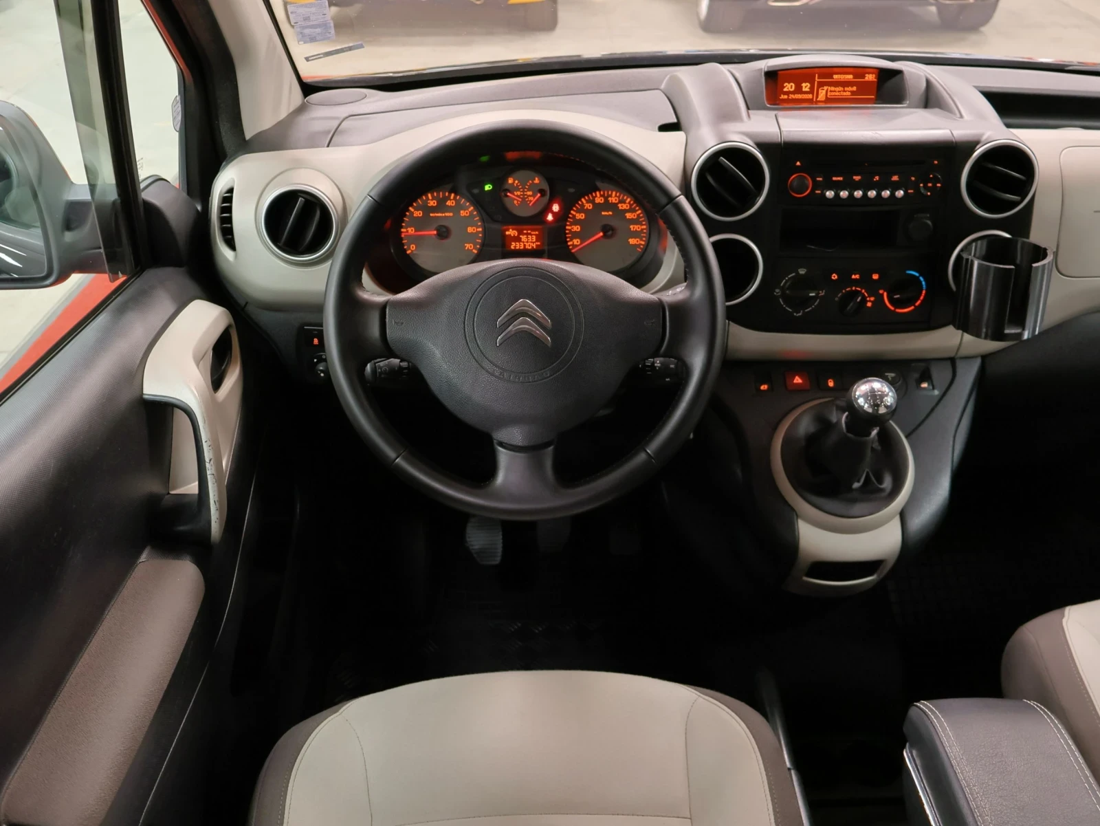 Citroen Berlingo 1.6 HDi | Пътнически | Обслужен, снимка 7 - Автомобили и джипове - 56217070
