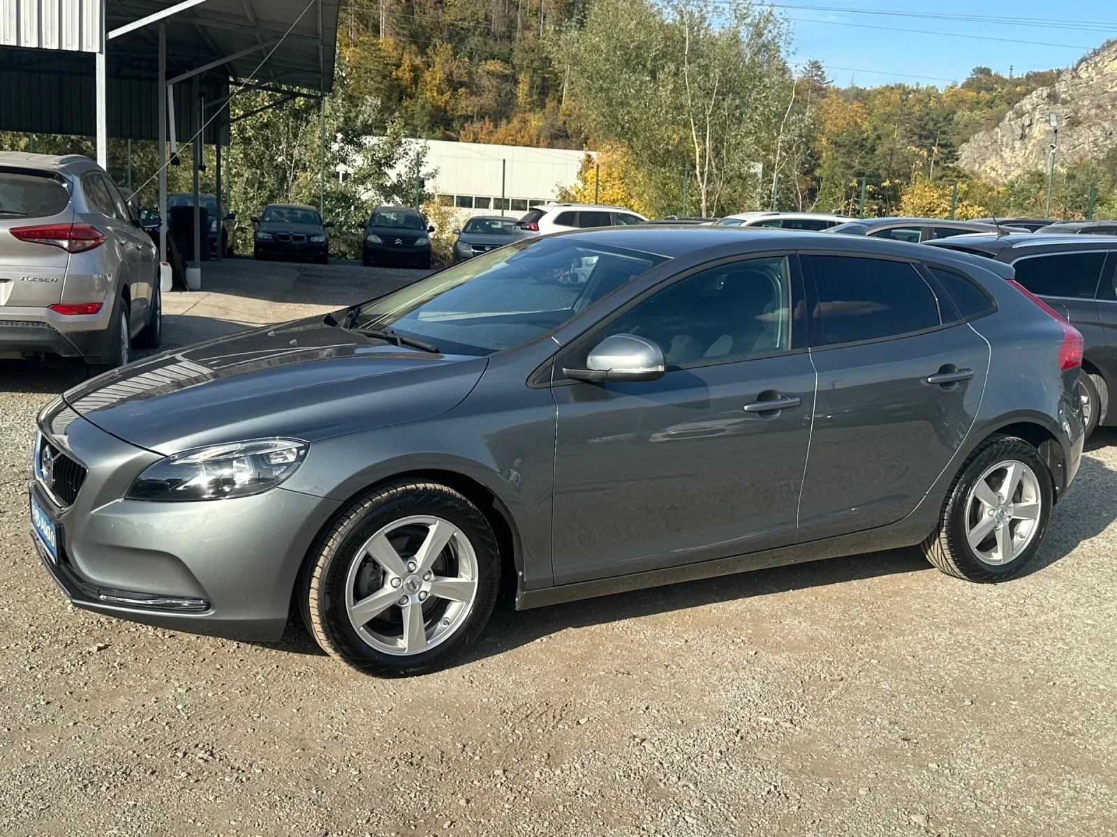 Volvo V40 2.0D-120�.�-6��-���-����-����������-����������� | Mobile.bg � ����������� 3