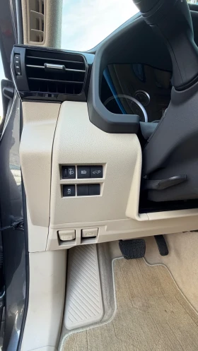 Toyota Land cruiser 300, снимка 7
