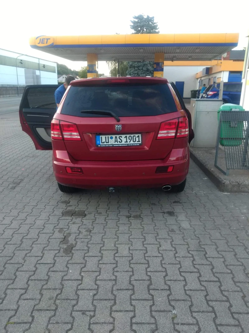 Dodge Journey, снимка 12 - Автомобили и джипове - 48948923