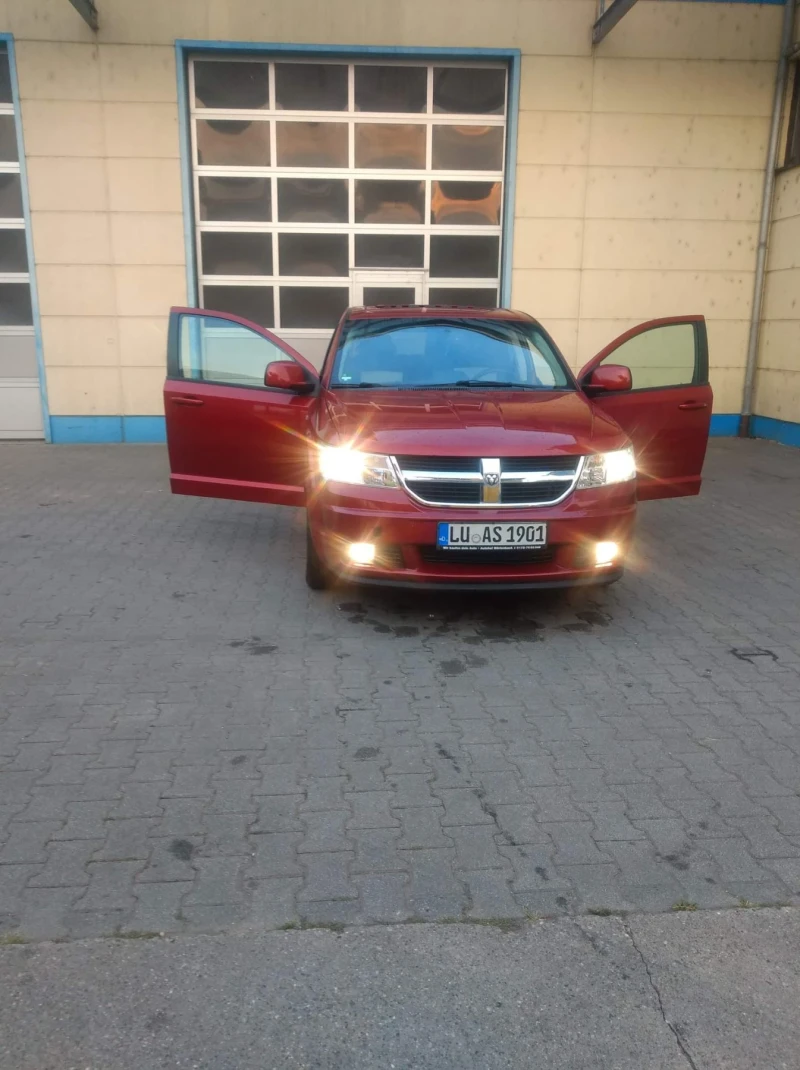 Dodge Journey, снимка 13 - Автомобили и джипове - 48948923