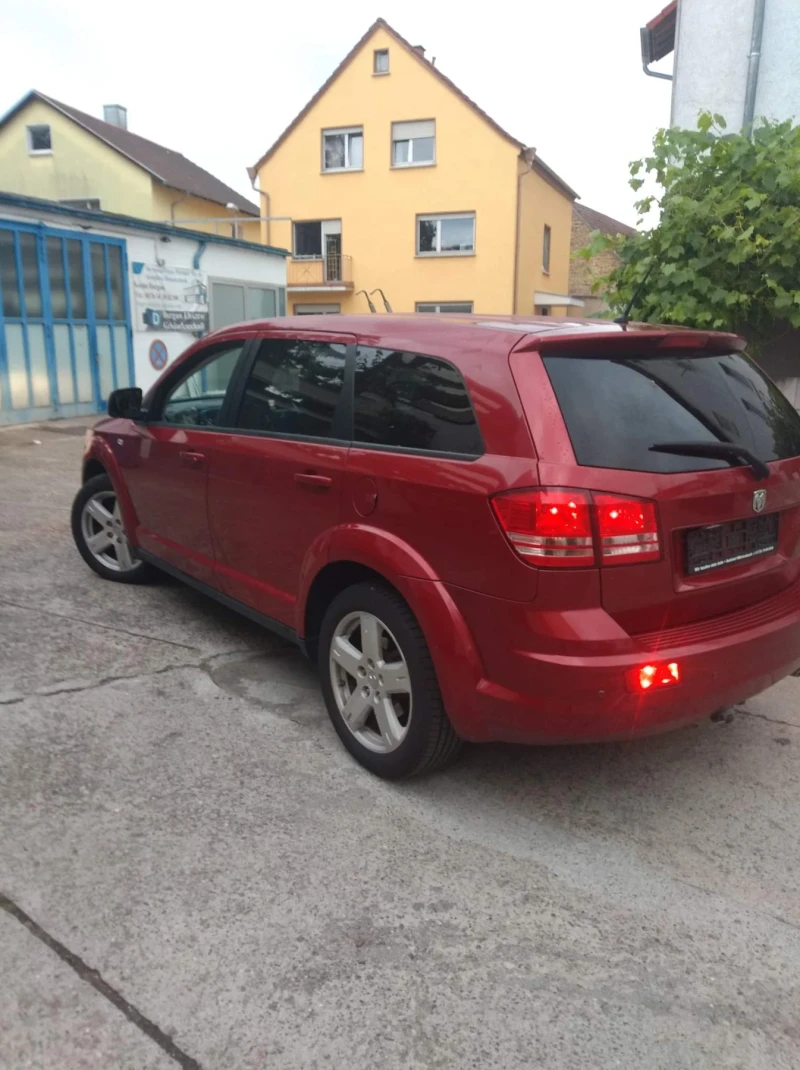 Dodge Journey, снимка 4 - Автомобили и джипове - 48948923