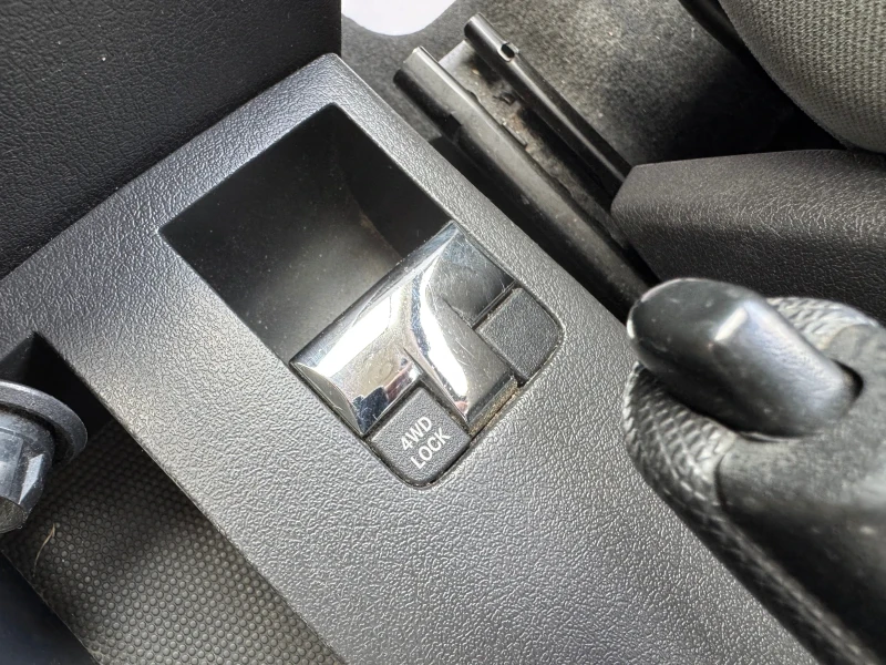 Jeep Compass 2.0d 4x4 СОБСТВЕН ЛИЗИНГ* , снимка 11 - Автомобили и джипове - 51030417