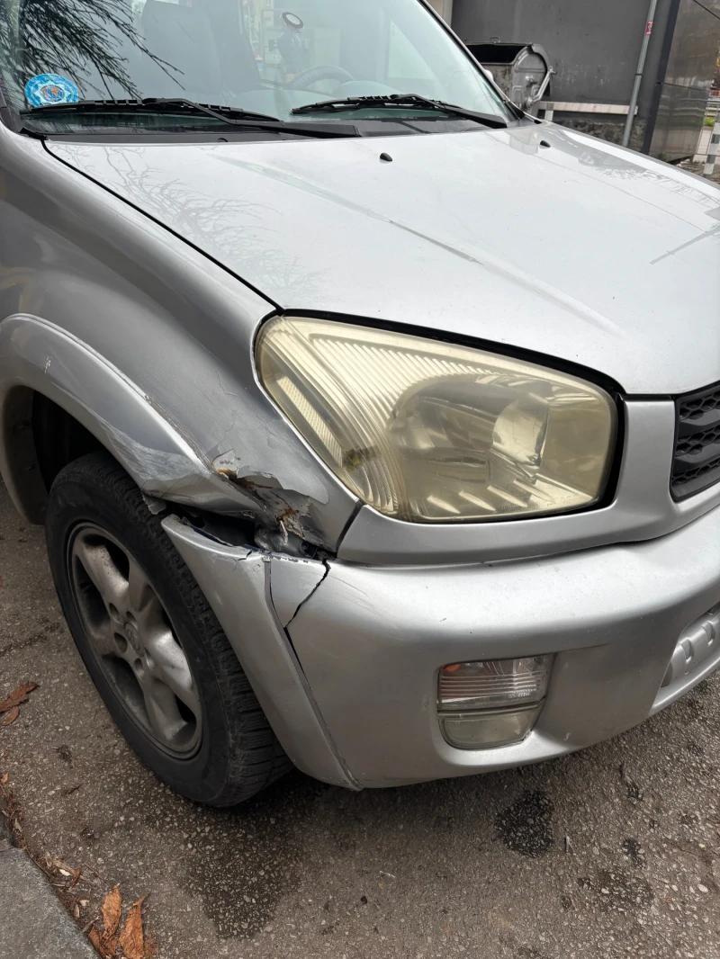 Toyota Rav4, снимка 4 - Автомобили и джипове - 52706225
