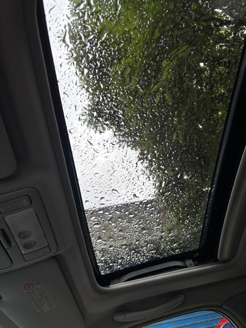 Toyota Rav4, снимка 13 - Автомобили и джипове - 52706225