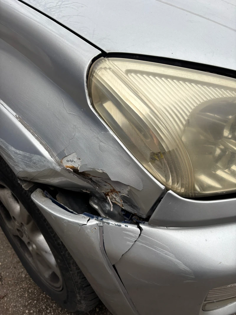 Toyota Rav4, снимка 2 - Автомобили и джипове - 52706225