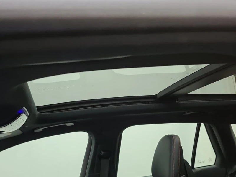 Mercedes-Benz GLC 43 AMG DISTRONIC / 360 / PANO / AMBIENT /  CARFAX, снимка 14 - Автомобили и джипове - 53355000