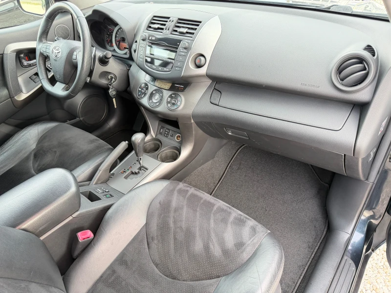 Toyota Rav4 138000км, Италия, автомат, кожа, 150к.с, снимка 8 - Автомобили и джипове - 53556298