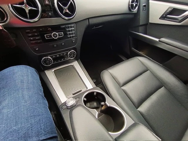 Mercedes-Benz GLK 350 CGI, снимка 6 - Автомобили и джипове - 52591399