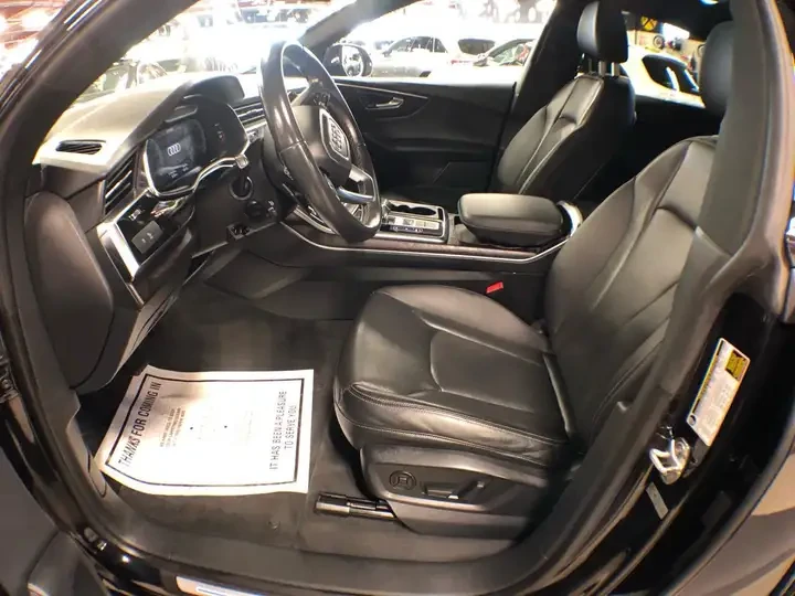 Audi Q8 55TFSI* S* LINE* MATRIX* ОБДУХВАНЕ* ДИСТРОНИК* 360, снимка 12 - Автомобили и джипове - 54445188