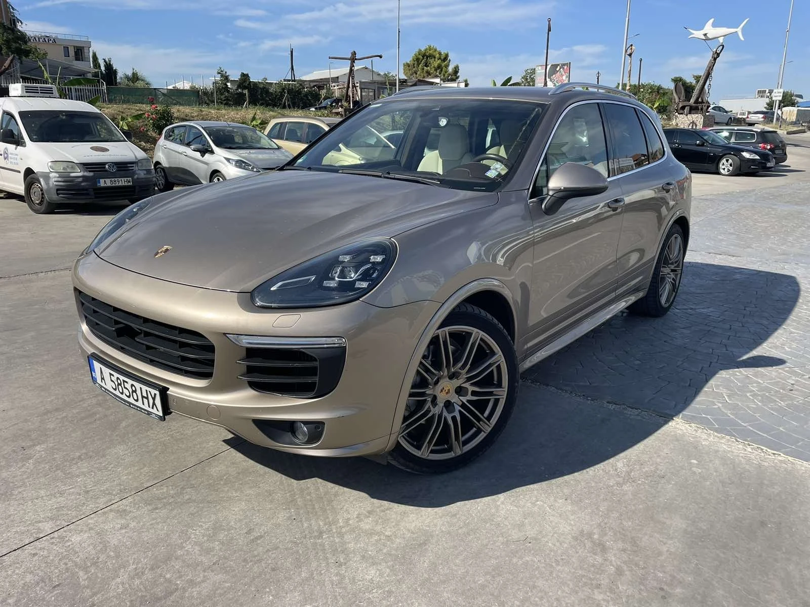 Porsche Cayenne  - изображение 7