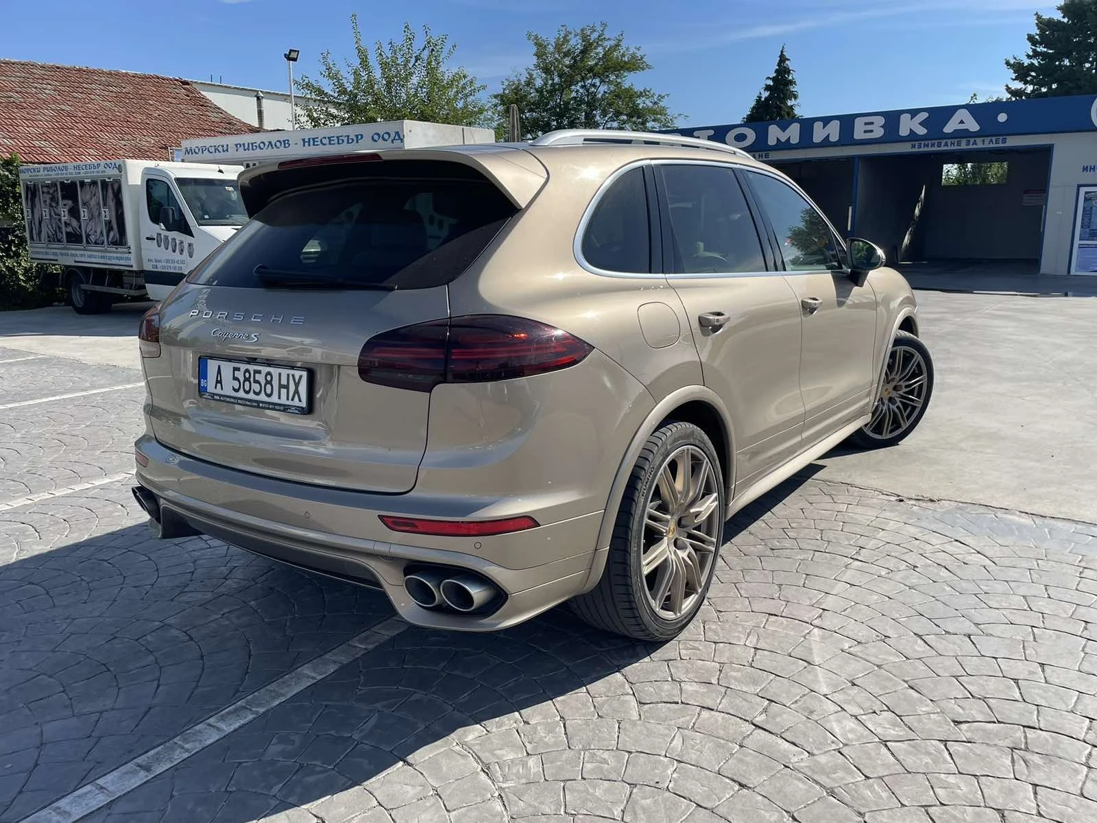 Porsche Cayenne  - изображение 2