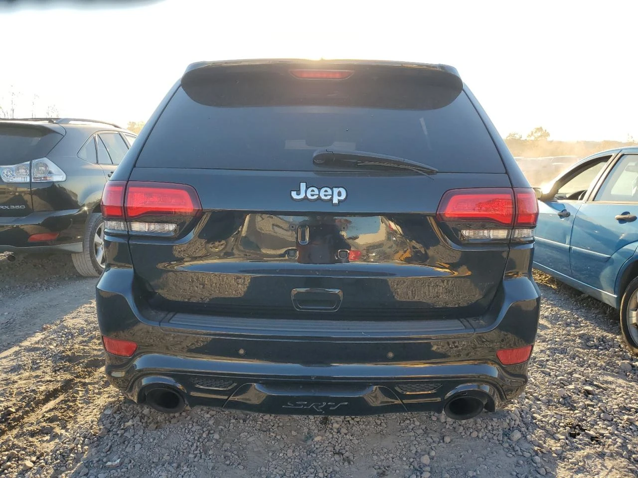 Jeep Grand cherokee SRT 6.4* PANO* ПОДГРЕВ* ОБДУХВ* LANEASSIST - изображение 5