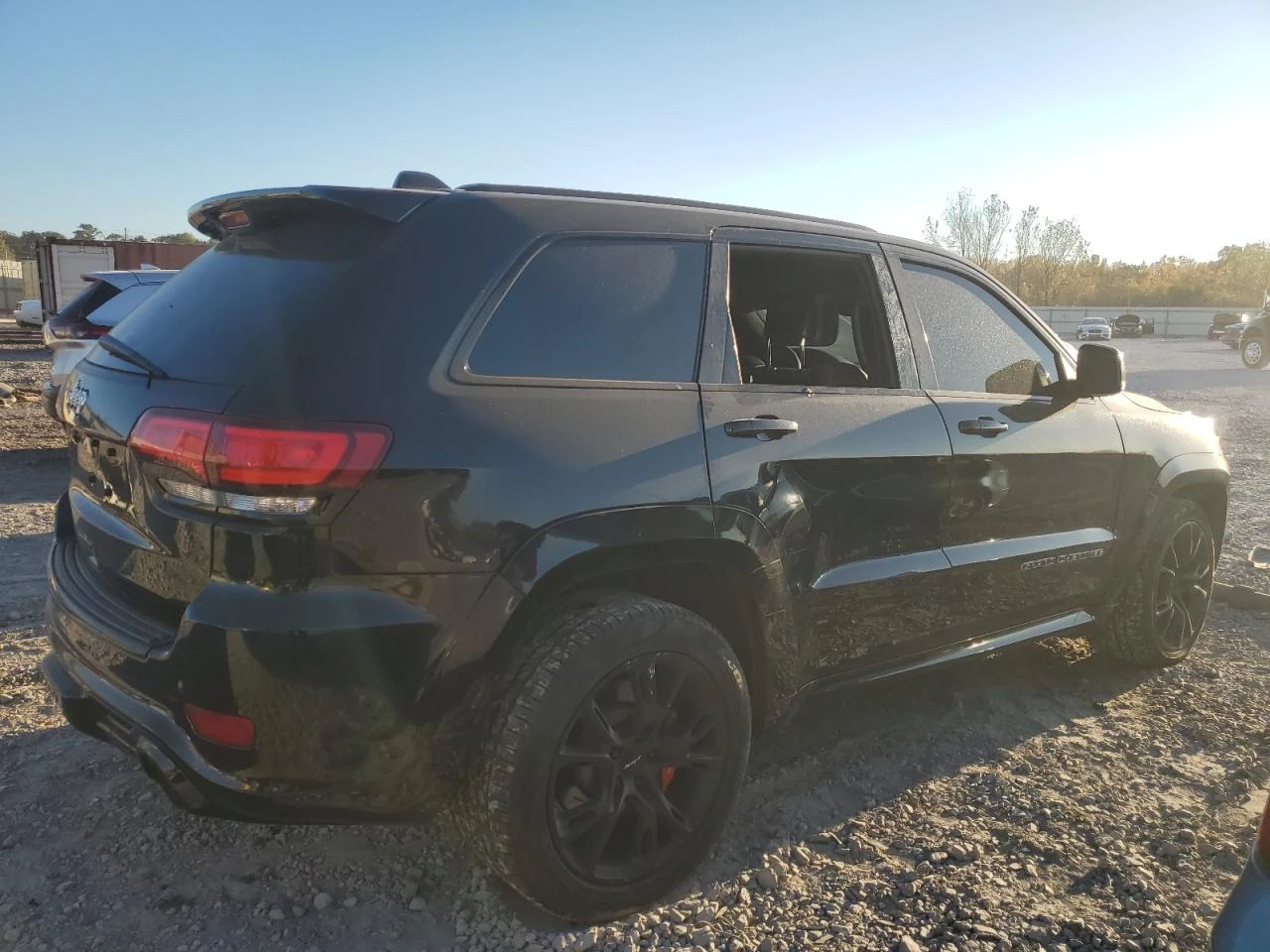 Jeep Grand cherokee SRT 6.4* PANO* ПОДГРЕВ* ОБДУХВ* LANEASSIST - изображение 6