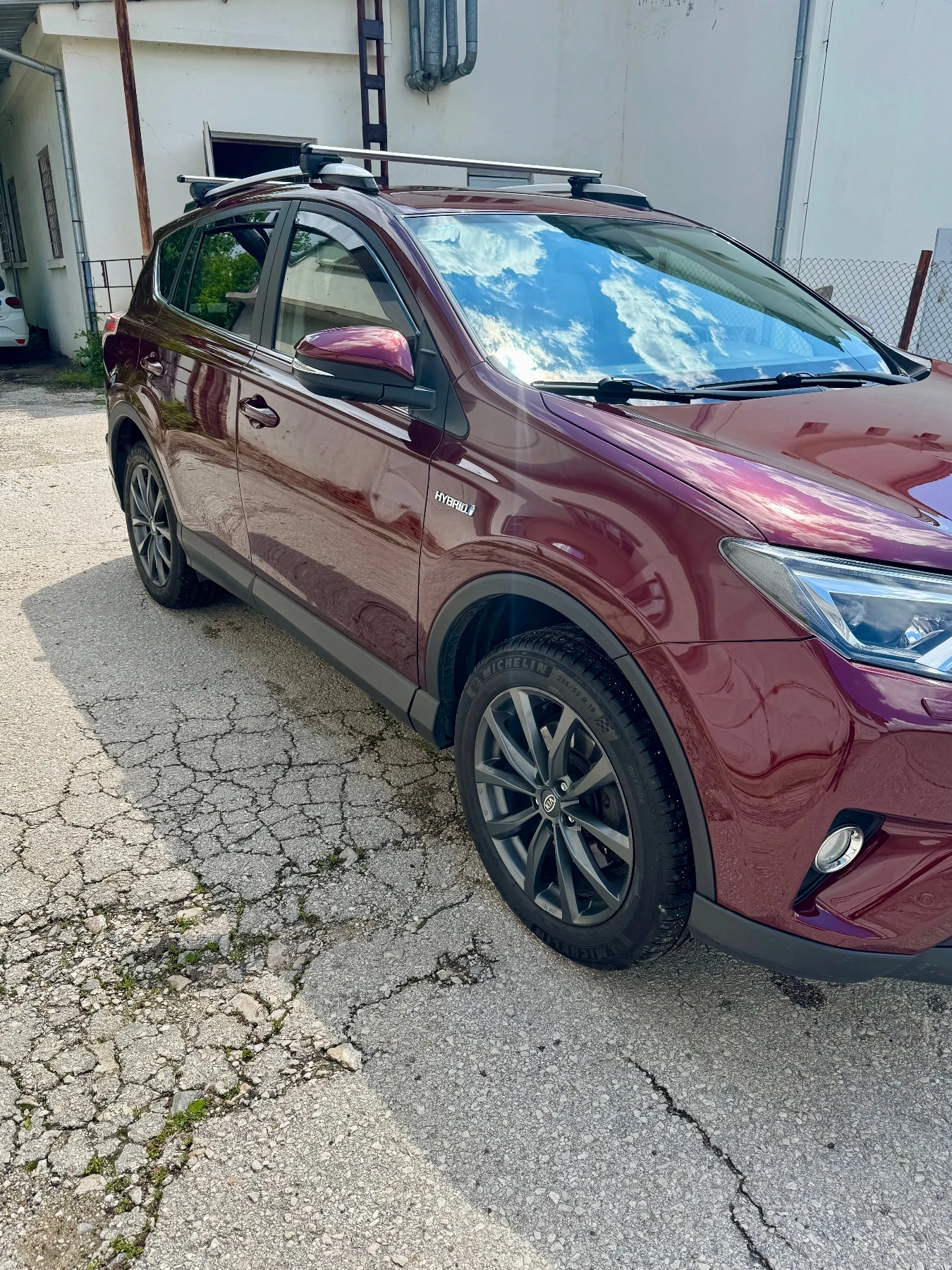 Toyota Rav4 2.5 FULL 4x4 360 JBL HUBRID LUXURY  - изображение 6