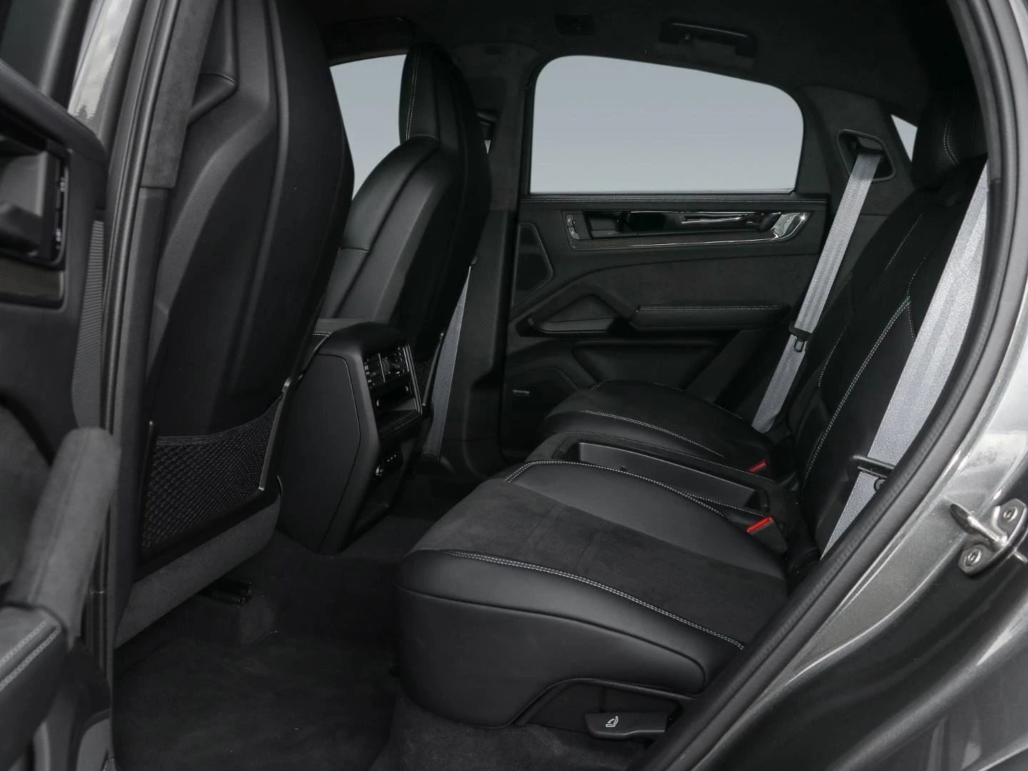 Porsche Cayenne TURBO E-HYBRID/GT PAKET/CERAMIC/CARBON/BOSE/360/   | Mobile.bg   16