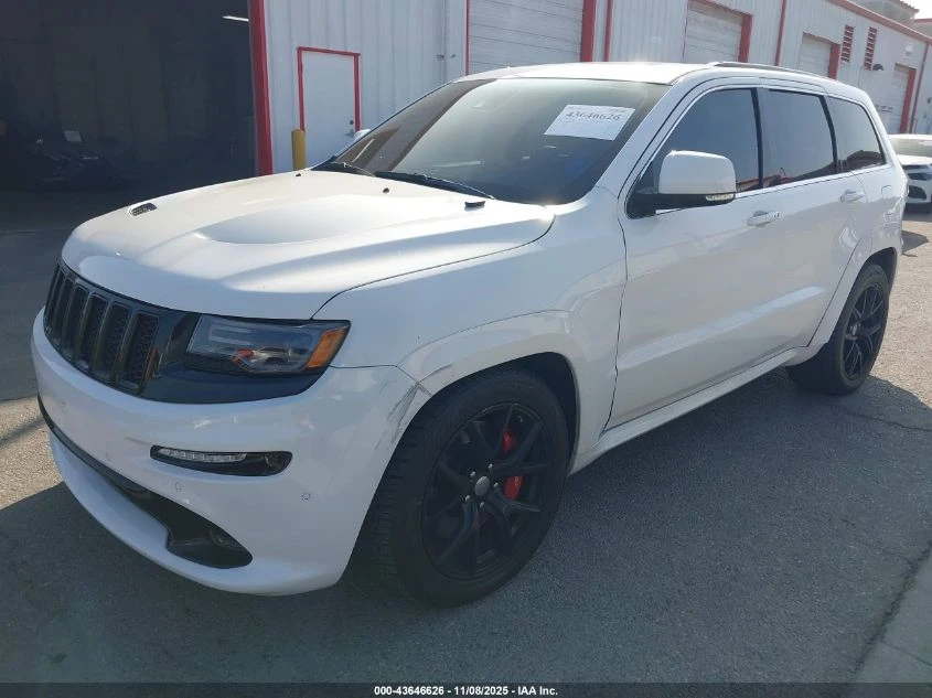 Jeep Grand cherokee 6.4L V-8 , 475HP 4X4 Drive - изображение 2