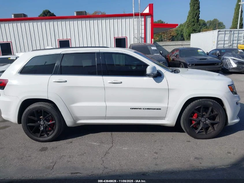 Jeep Grand cherokee 6.4L V-8 , 475HP 4X4 Drive - изображение 5