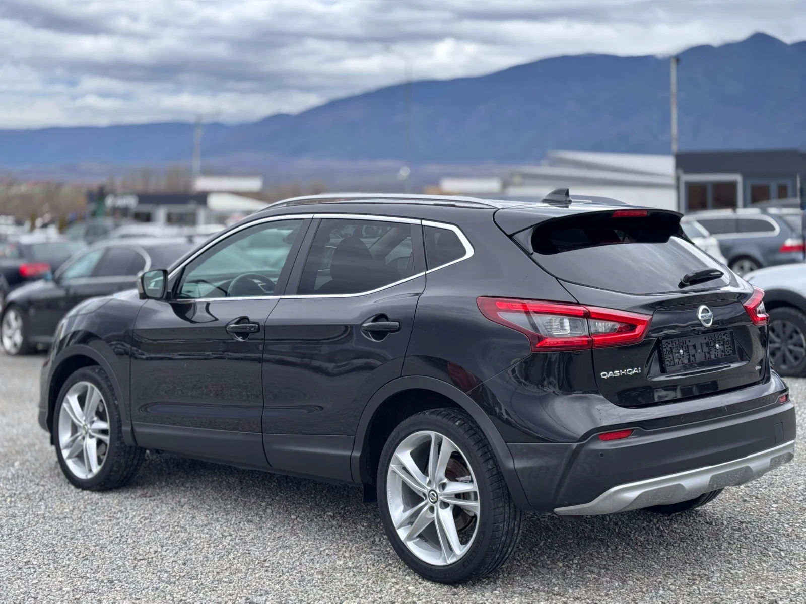 Nissan Qashqai Tekna 160к.с.  360камери Euro6D автомат - изображение 6