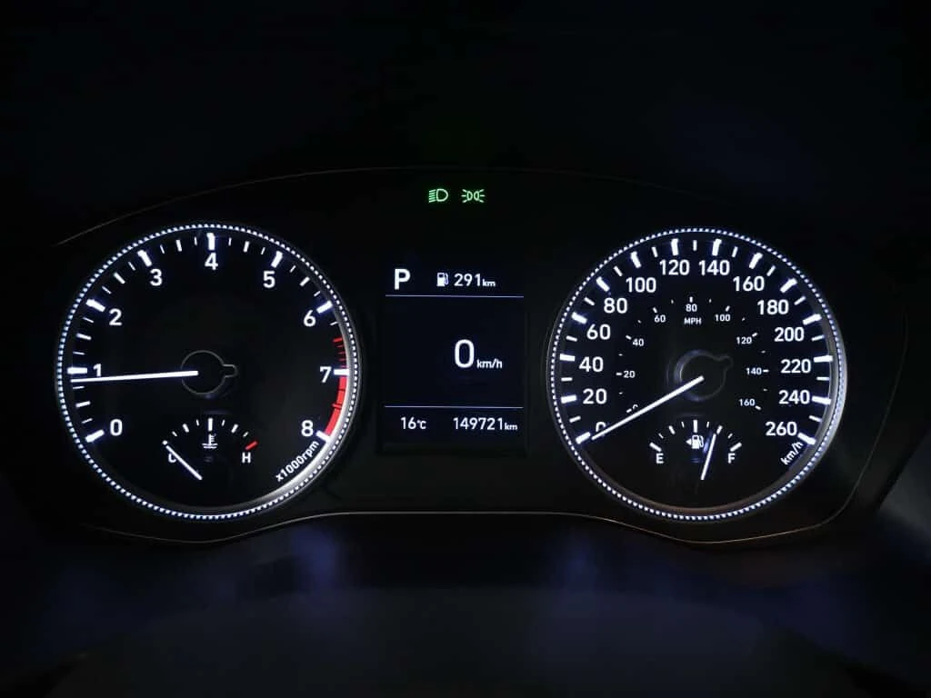 Hyundai Santa fe * Heated Seats Apple Carplay Adaptive Cruise * CAR, снимка 12 - Автомобили и джипове - 53904471