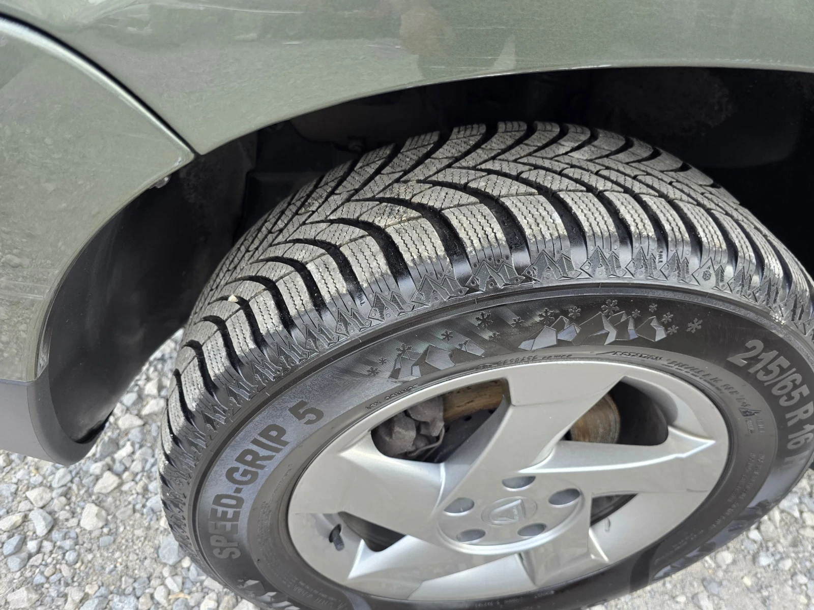 Dacia Duster 1.5DCI 4X4, снимка 14 - Автомобили и джипове - 53988303