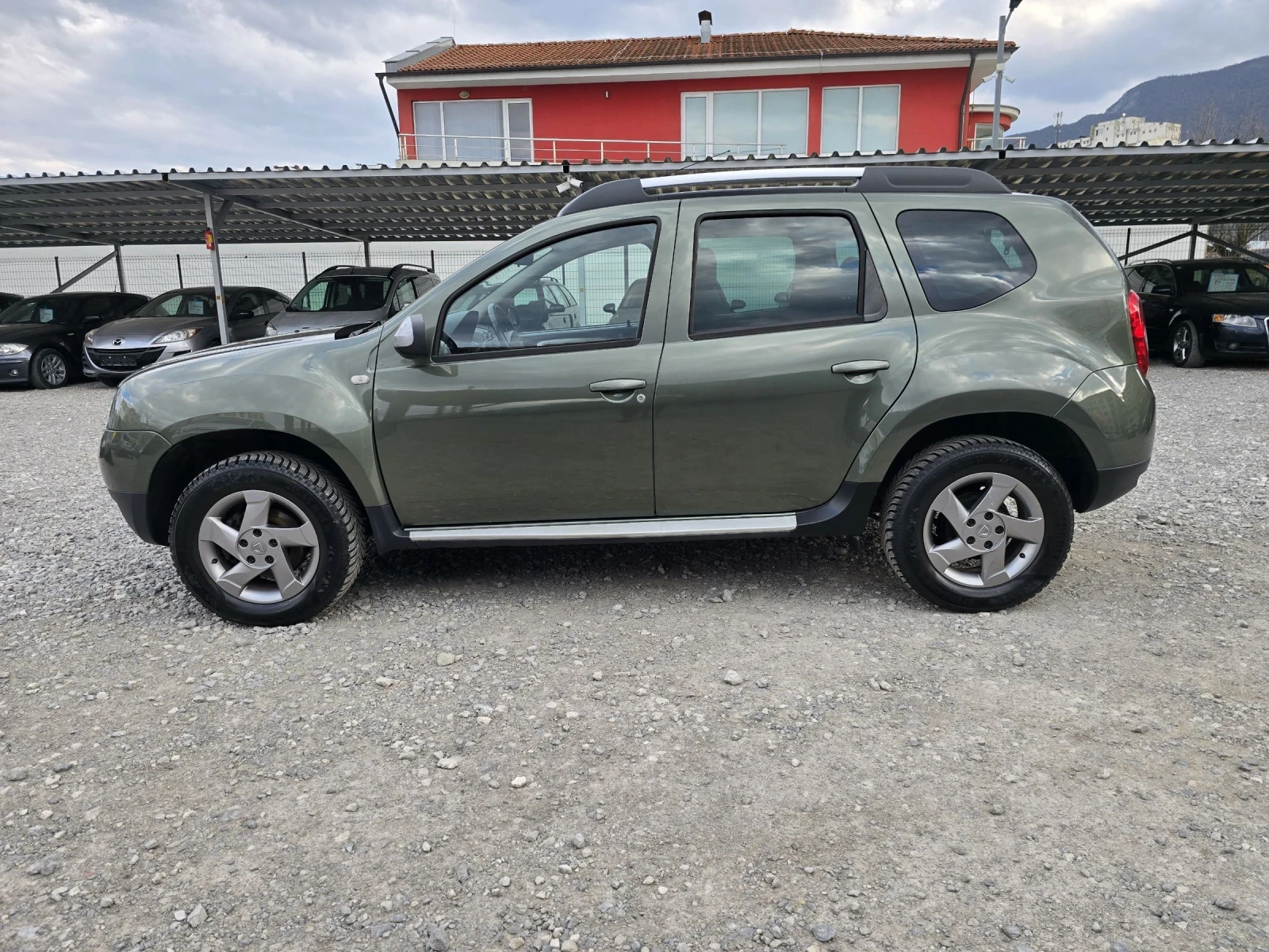 Dacia Duster 1.5DCI 4X4, снимка 5 - Автомобили и джипове - 53988303