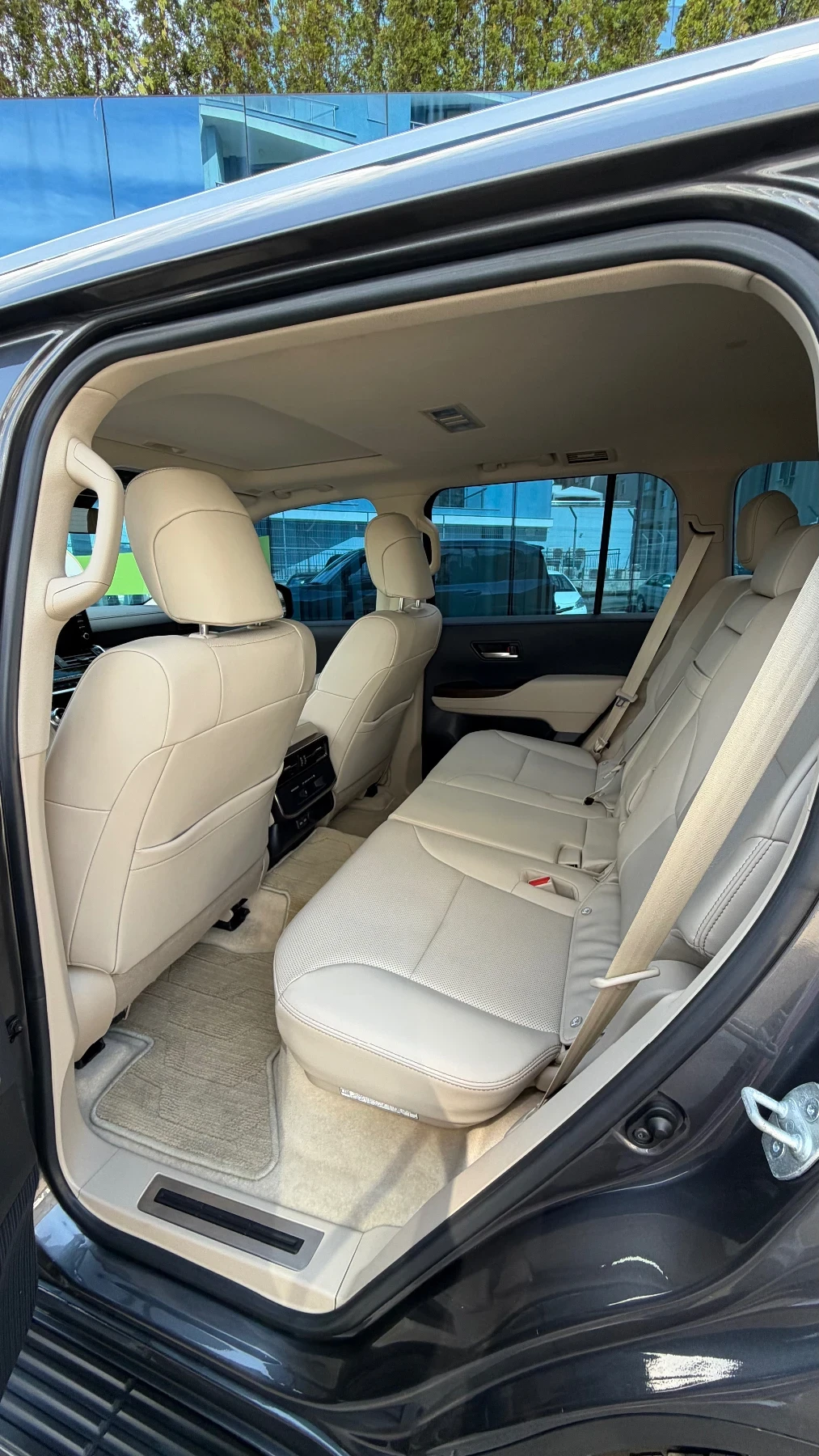 Toyota Land cruiser 300, снимка 15 - Автомобили и джипове - 55938294