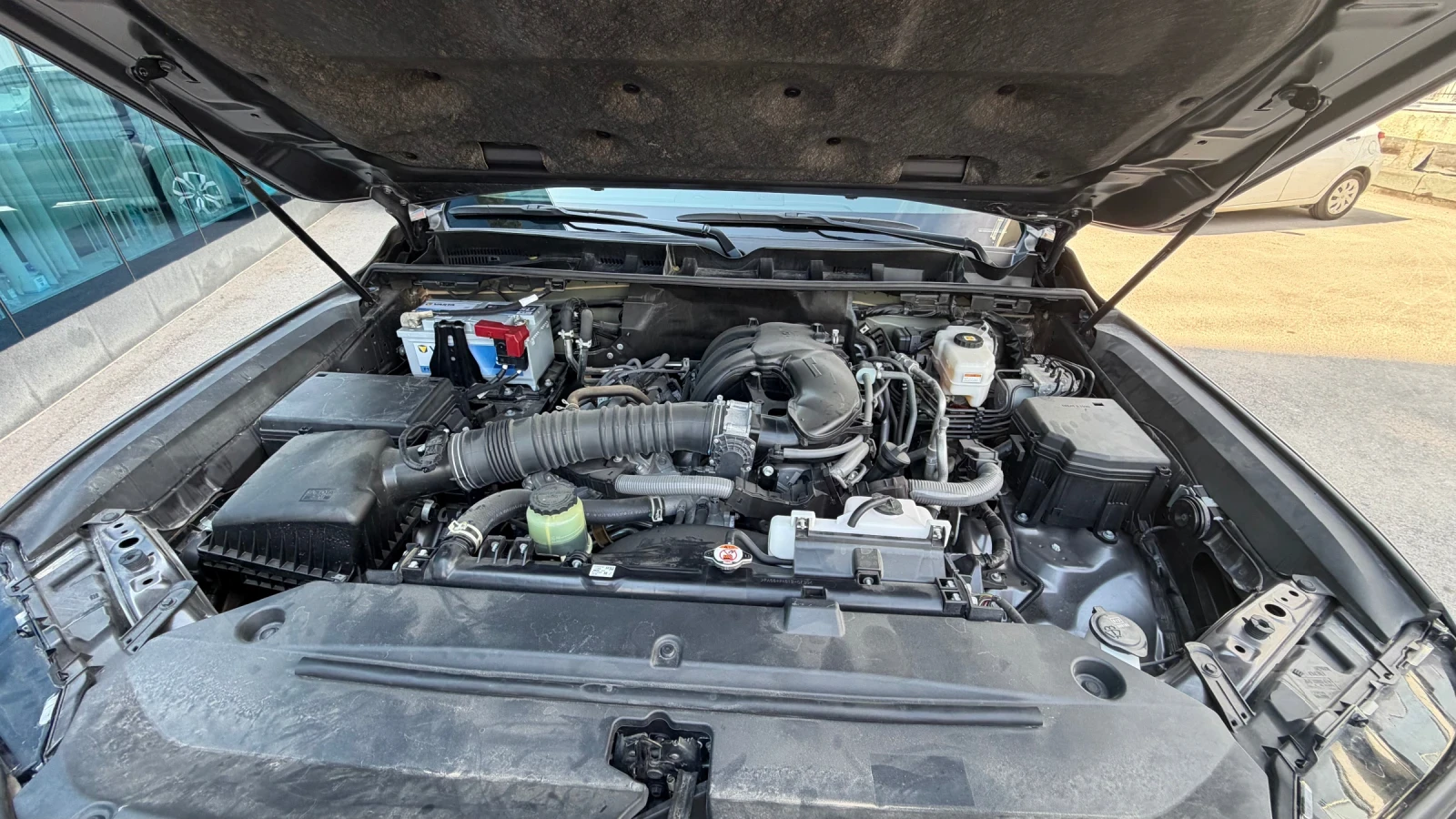 Toyota Land cruiser 300, снимка 17 - Автомобили и джипове - 55938294