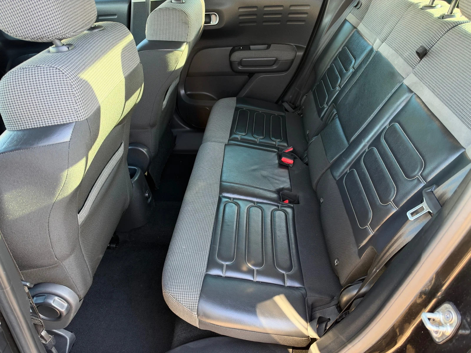 Citroen C3 Aircross 1.6d /100hp/SERVICE BOOK/ | Mobile.bg � ����������� 12