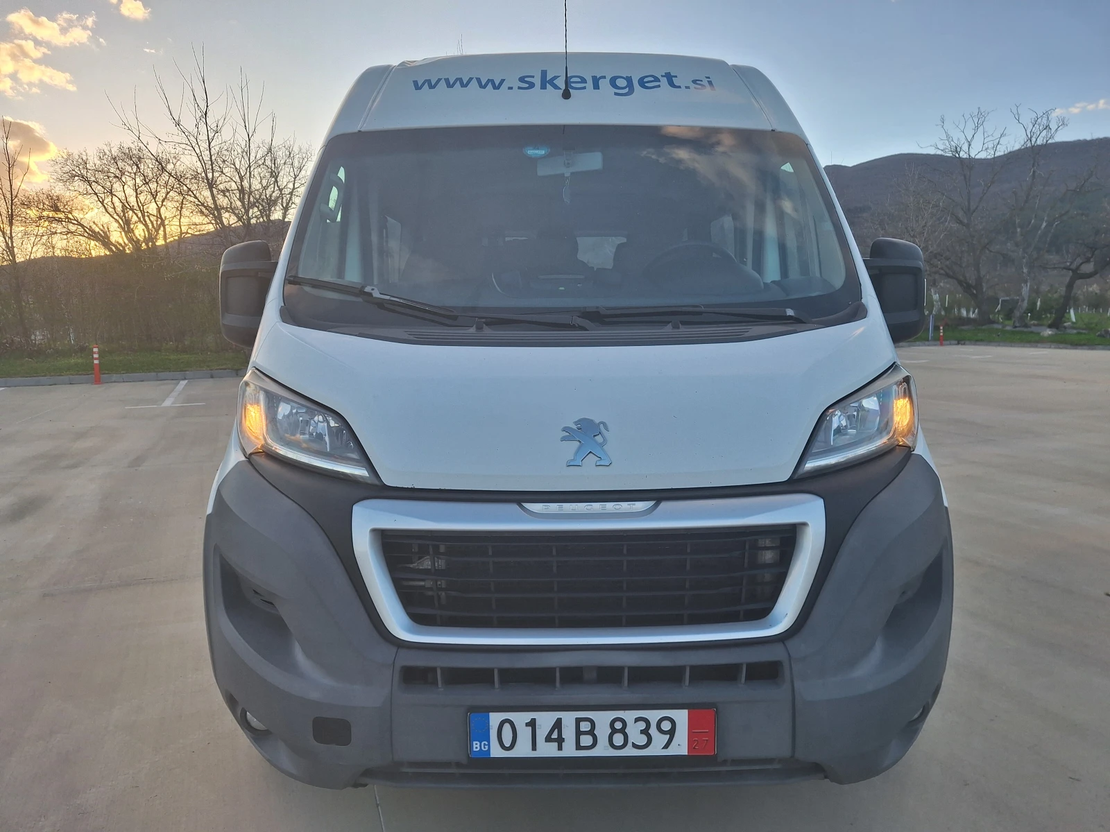 Peugeot Boxer 2.2HDi 8+ 1места Евро5 6ск., снимка 2 - Бусове и автобуси - 54140085