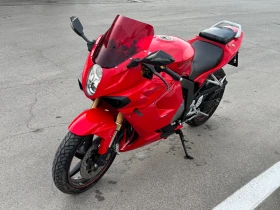 Обява за продажба на Hyosung Comet GT/125/D-Racing ~2 399 лв. - изображение 1