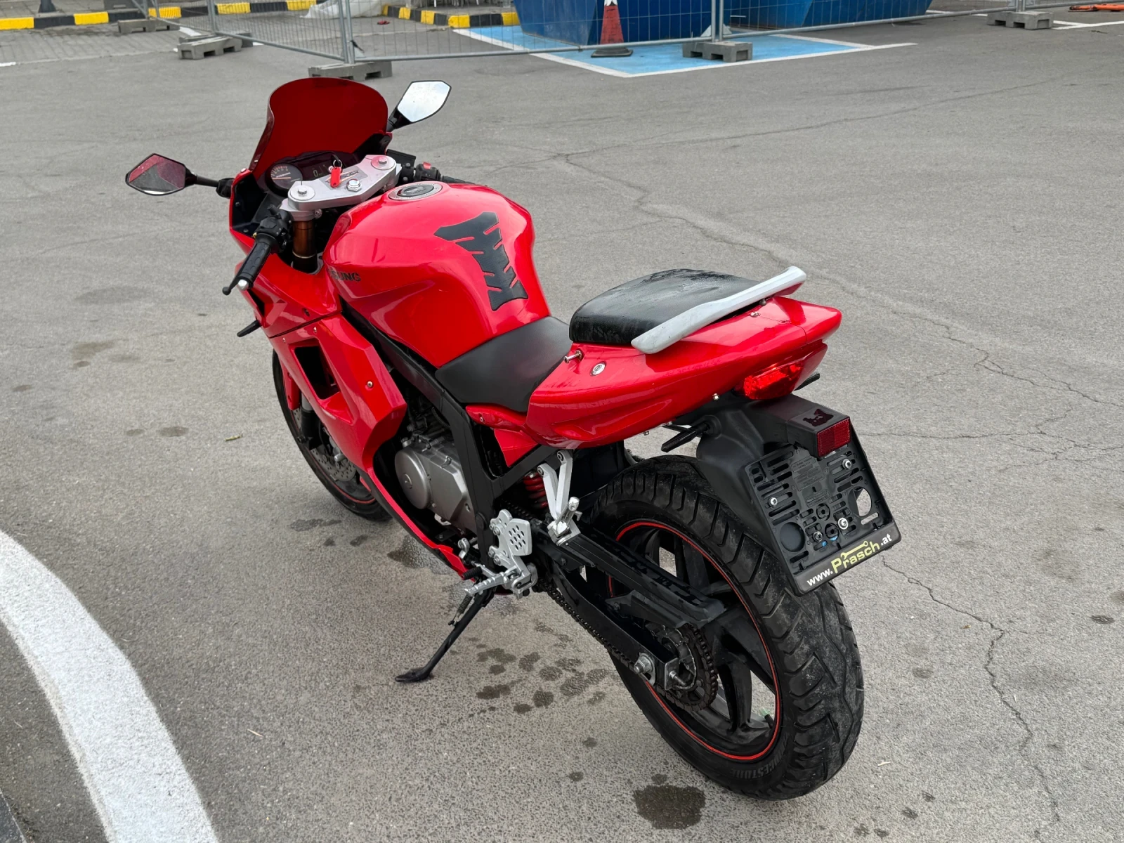 Hyosung Comet GT/125/D-Racing - изображение 3