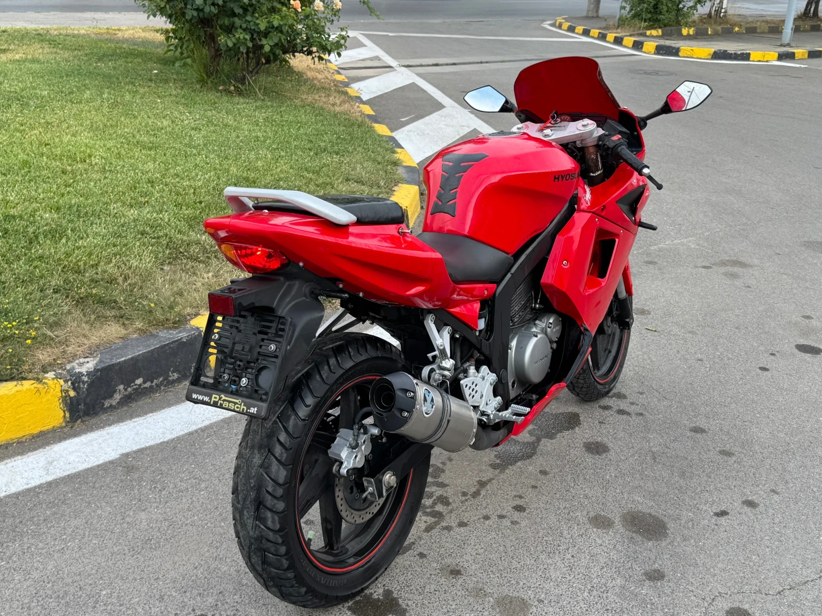 Hyosung Comet GT/125/D-Racing - изображение 6