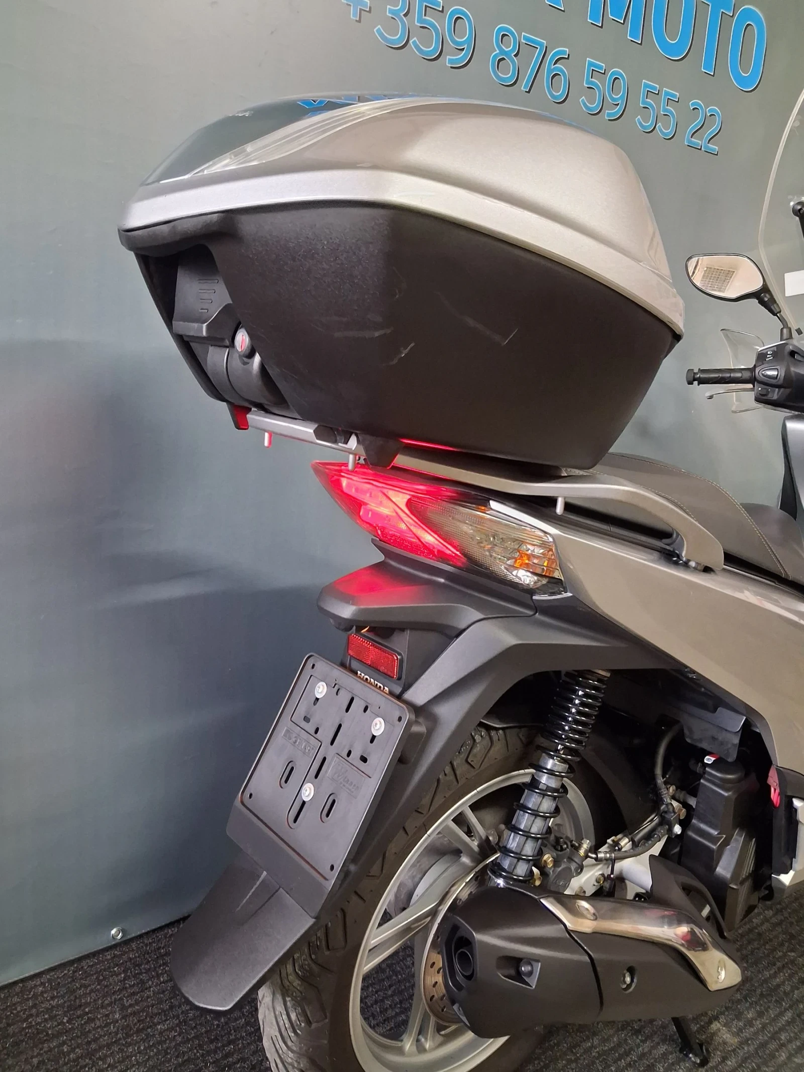 Honda Sh 150i ABS LED  - изображение 7