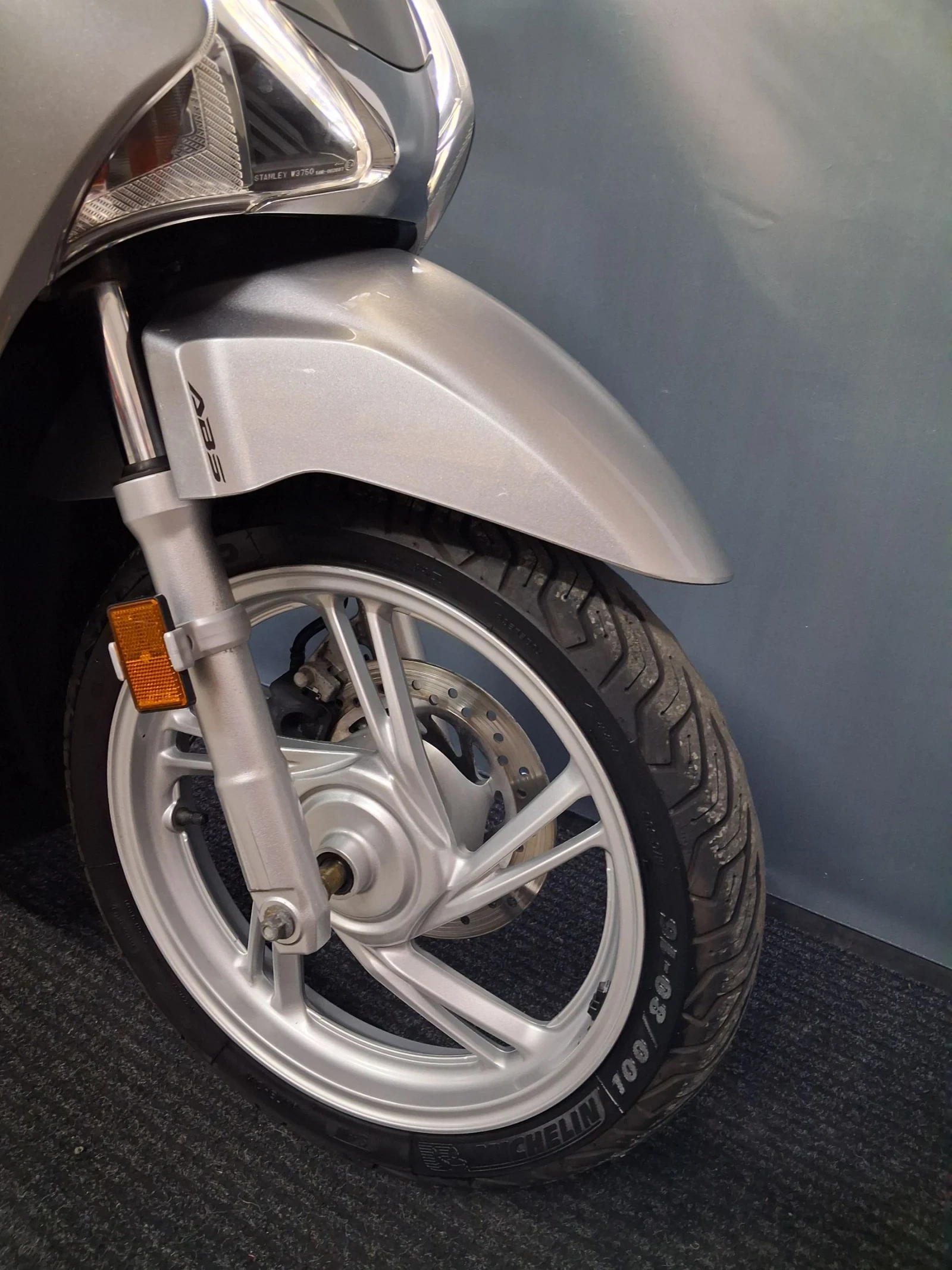Honda Sh 150i ABS LED  - изображение 8