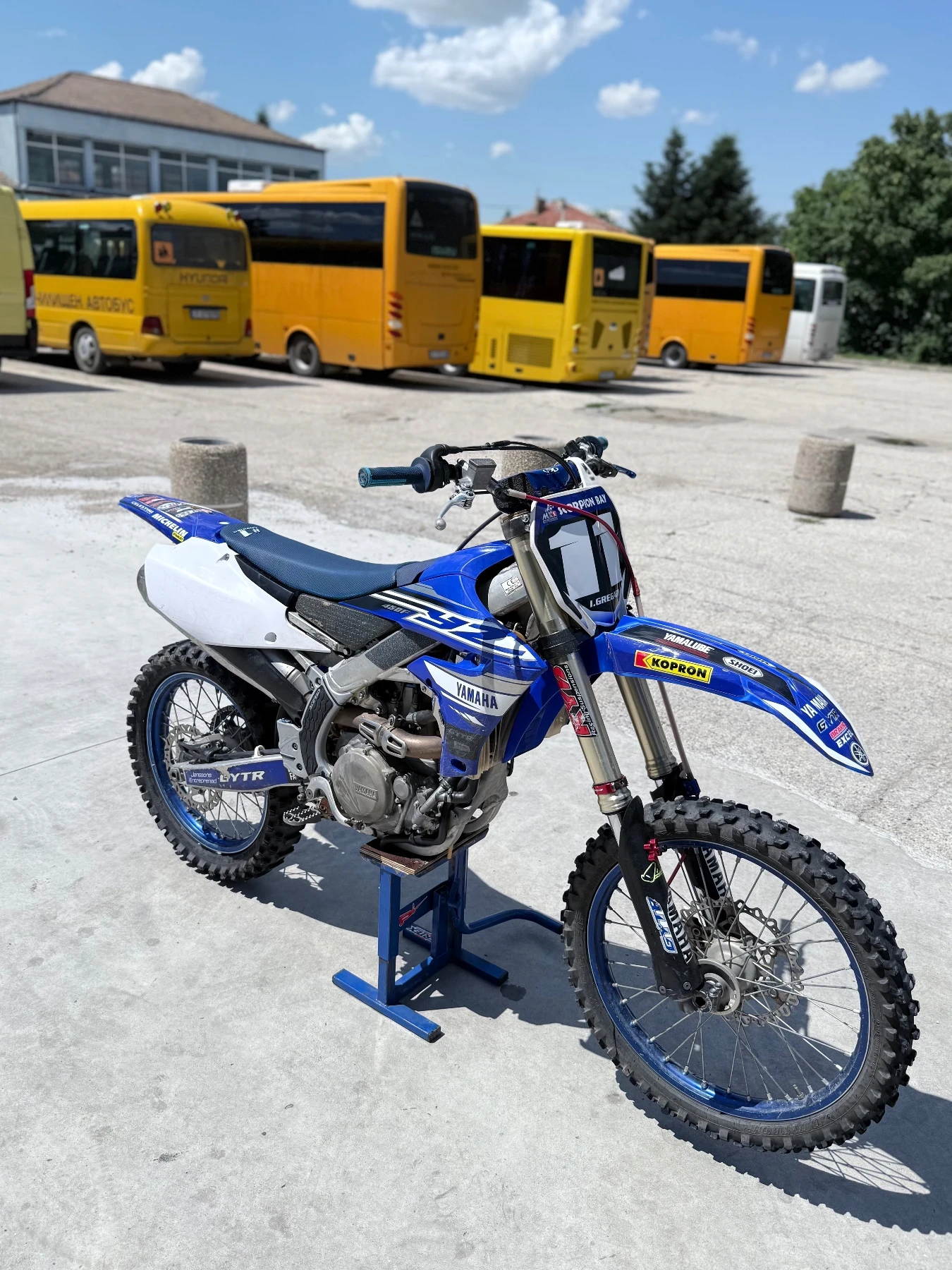 Yamaha Yzf 2019г Стартер 3 режима, снимка 3 - Мотоциклети и мототехника - 54901292