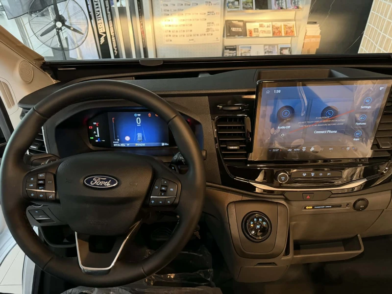 Кемпер McLouis 870 AT8 165к.с. 2026 Високо оборудване!, снимка 4 - Каравани и кемпери - 53293565