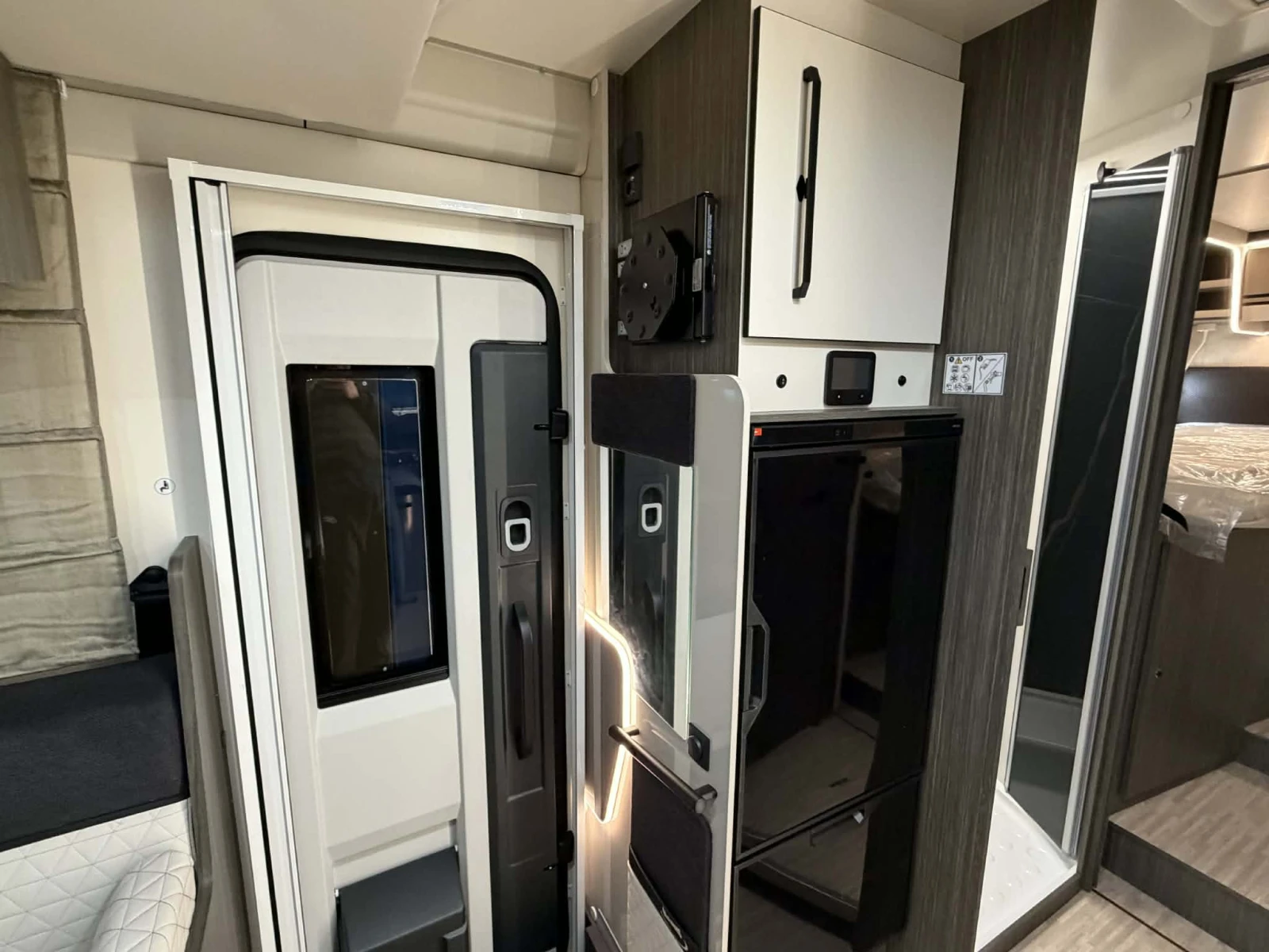 Кемпер McLouis 870 AT8 165к.с. 2026 Високо оборудване! - изображение 8