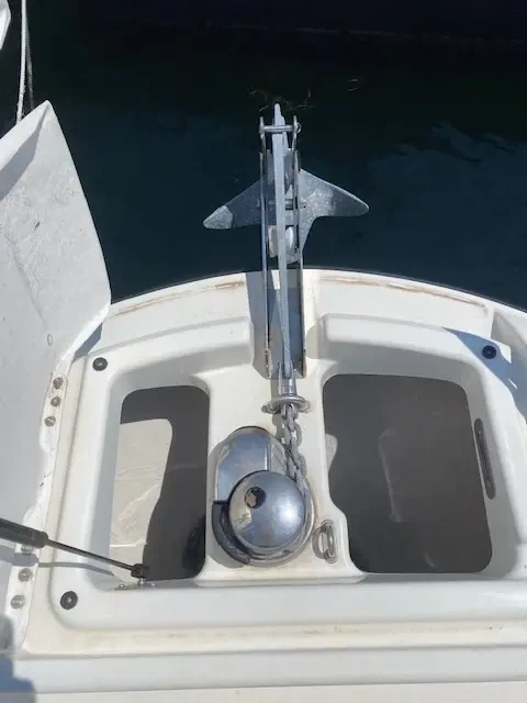 Моторна яхта Quicksilver 657 open - изображение 5