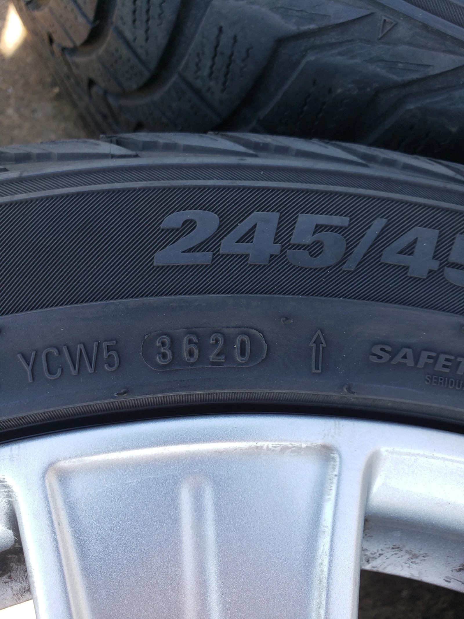 Джанти за Mercedes-Benz, снимка 4 - Гуми и джанти - 56345846