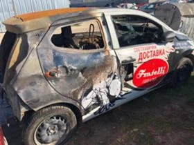 Toyota Aygo 1.0i, снимка 5