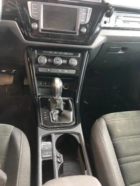VW Touran 2.0TDi 150кс DSG NAVI ПАНОРАМА, снимка 15